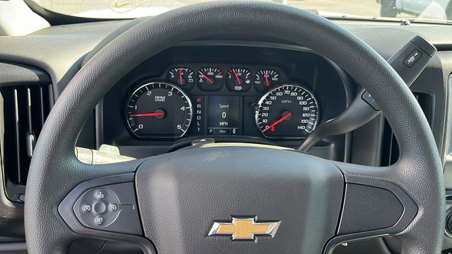 Vehicle image 24 of 32