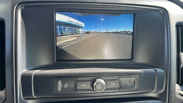 Vehicle image 26 of 32