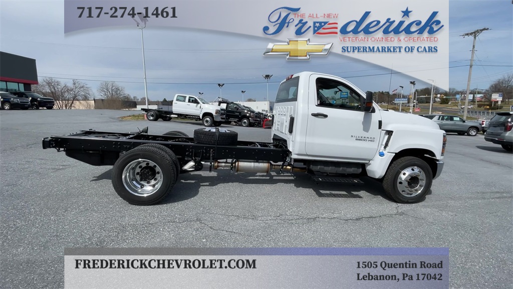 2023 Chevrolet Silverado MD Work Truck Image 4 of 28