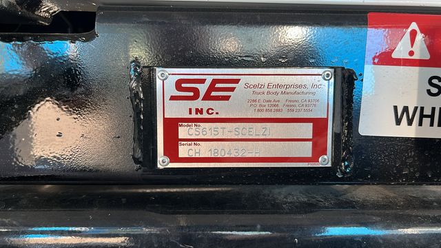 Vehicle image 24 of 34