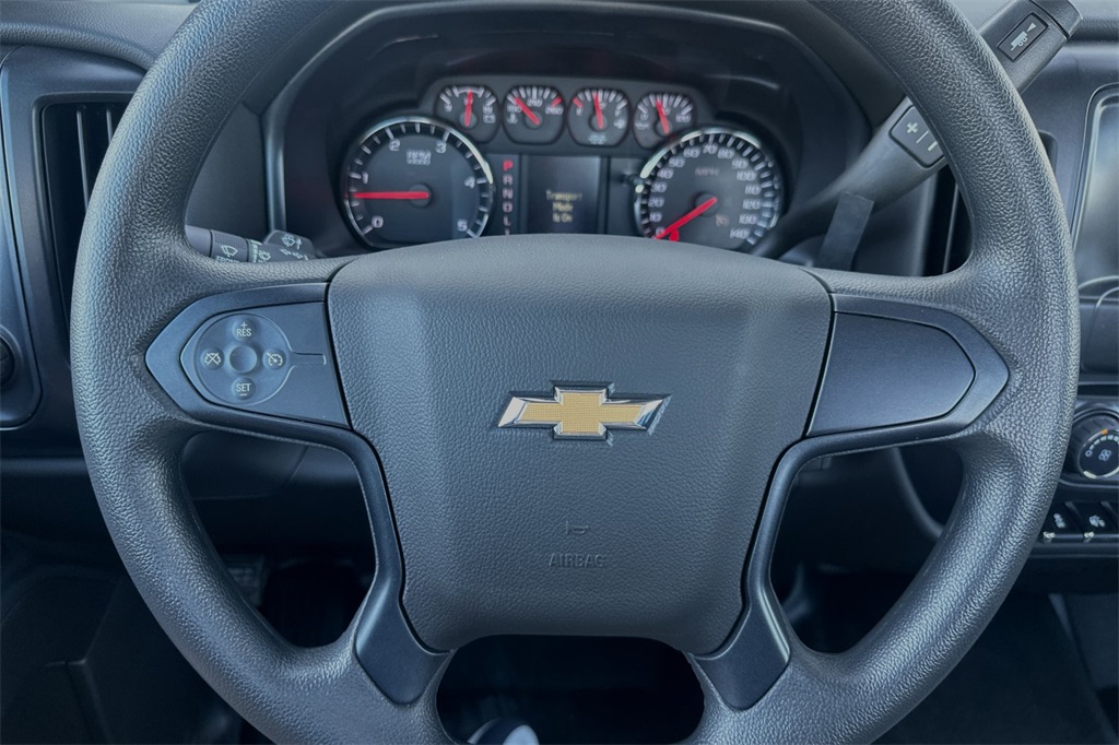 Vehicle image 19 of 22
