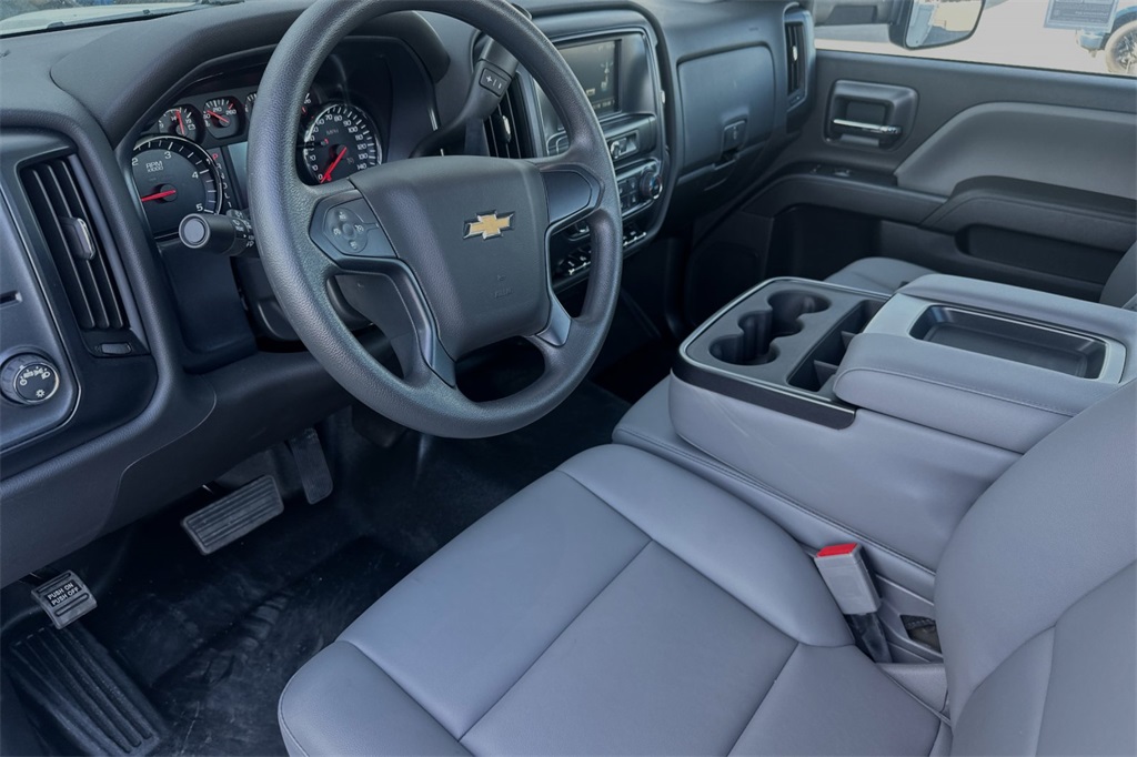 Vehicle image 7 of 22