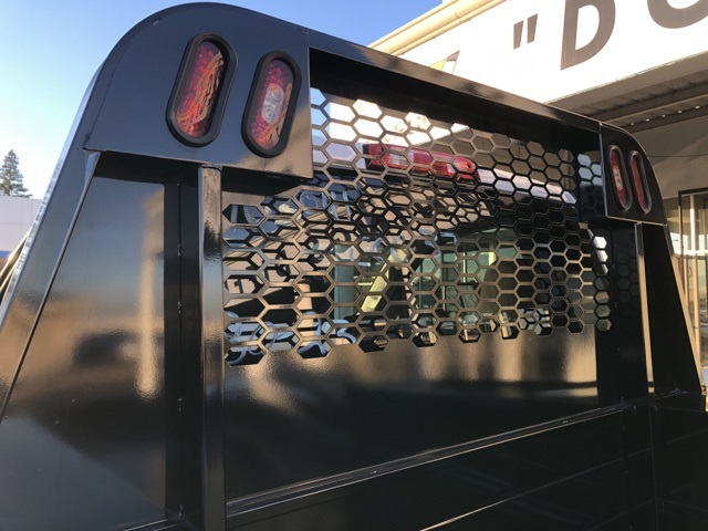 Vehicle image 26 of 34