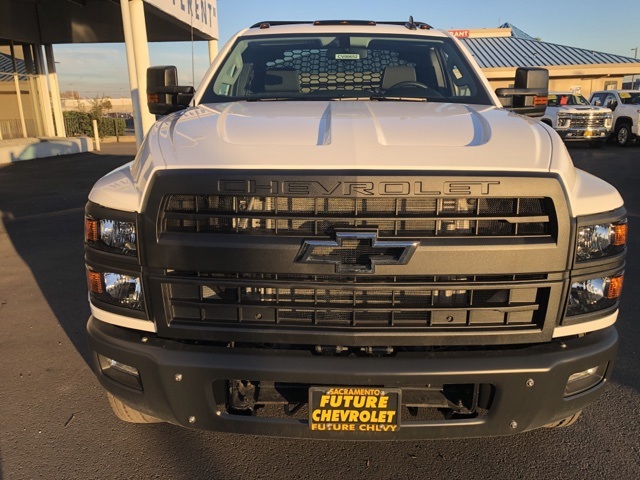 Vehicle image 8 of 34
