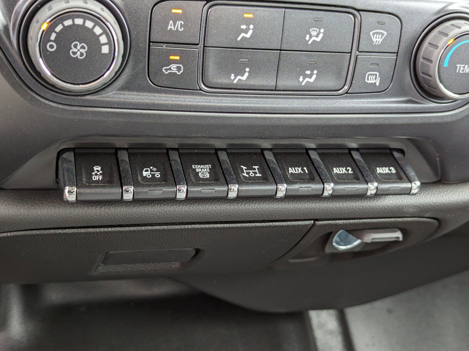 2023 Chevrolet Silverado MD Work Truck Image 23 of 27