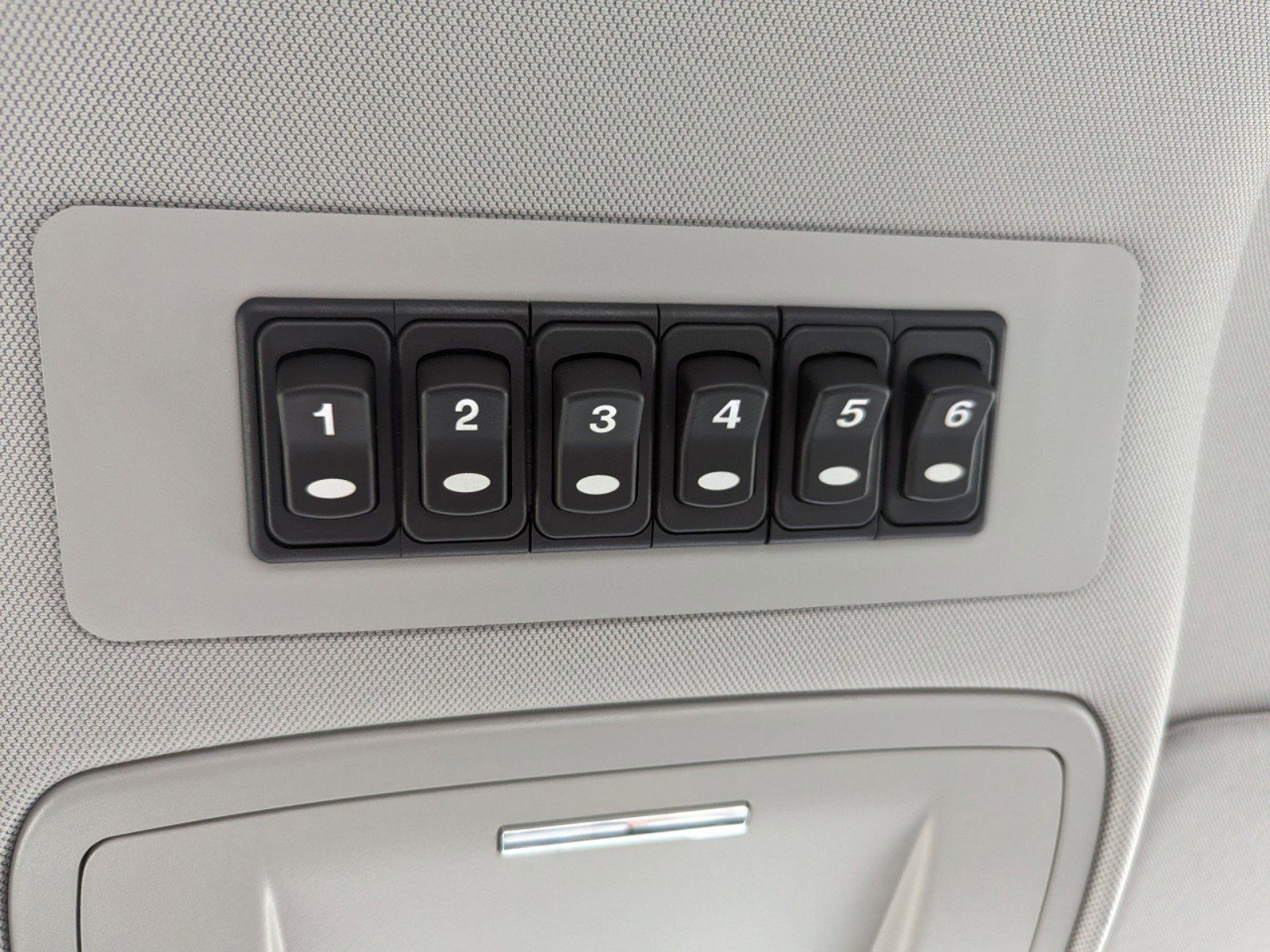 2023 Chevrolet Silverado MD Work Truck Image 15 of 27