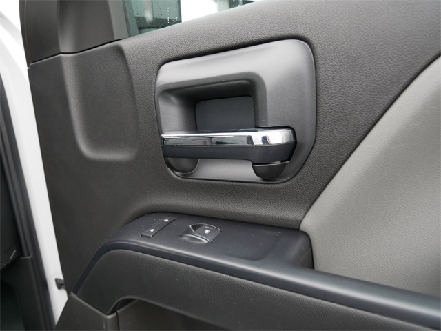 Vehicle image 14 of 20