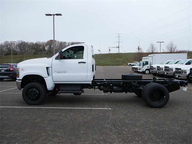 Vehicle image 8 of 20