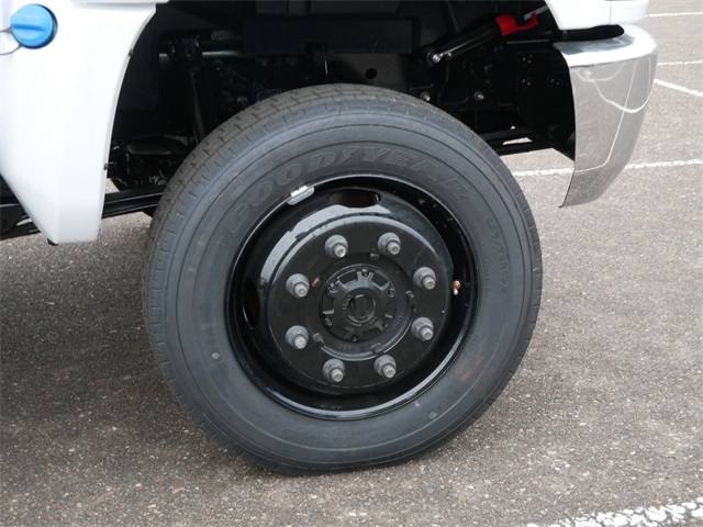 Vehicle image 9 of 20