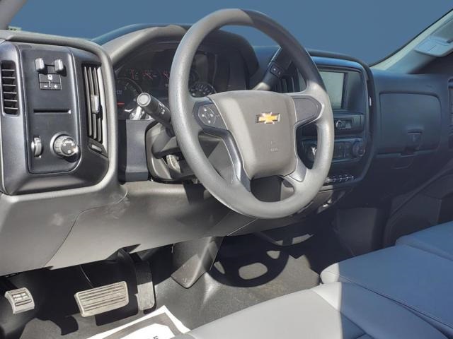 Vehicle image 5 of 12