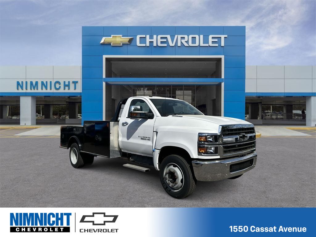 Vehicle image 5 of 28