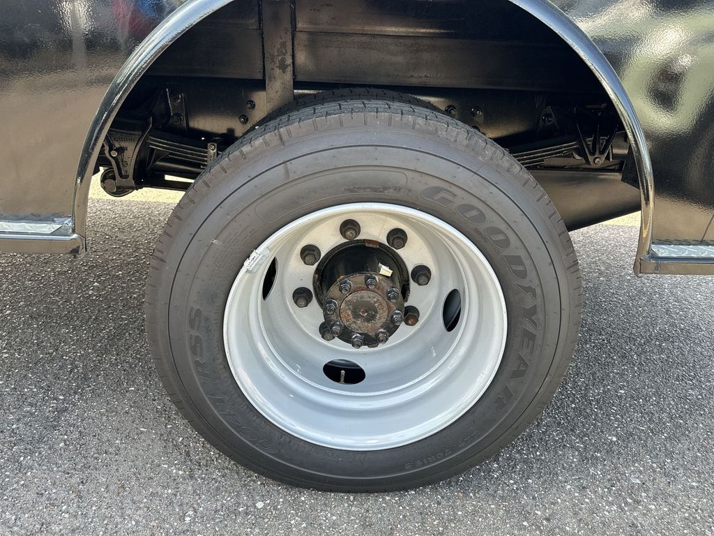 Vehicle image 28 of 28