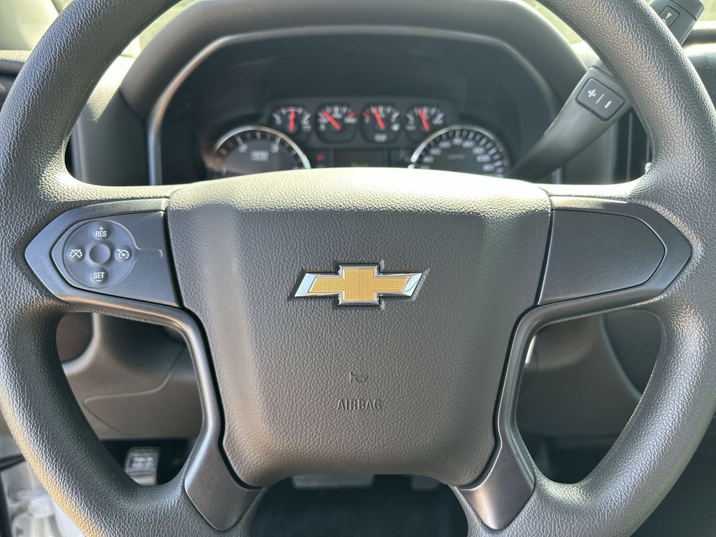 Vehicle image 20 of 28