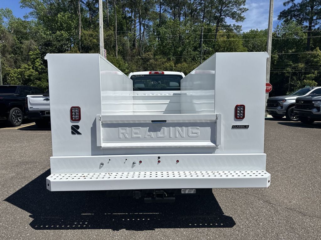 Vehicle image 12 of 27