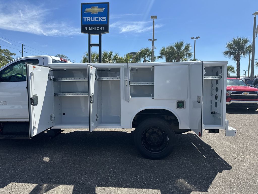 Vehicle image 27 of 27