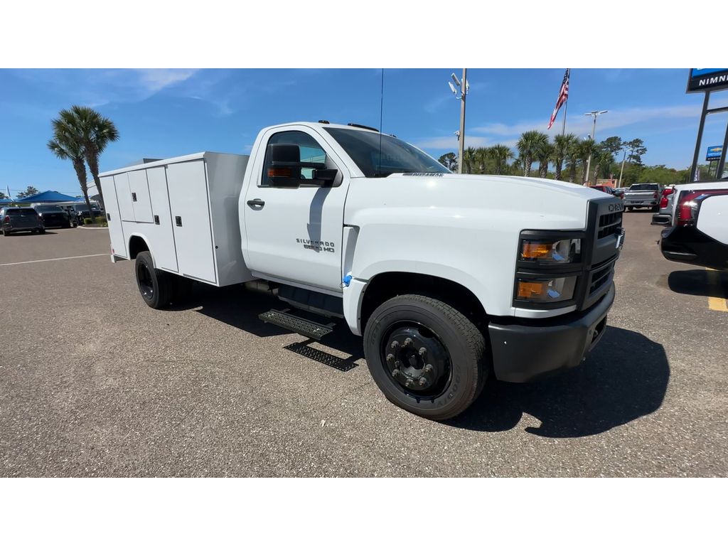Vehicle image 7 of 27