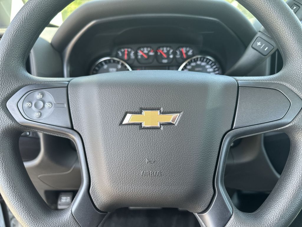 Vehicle image 19 of 27