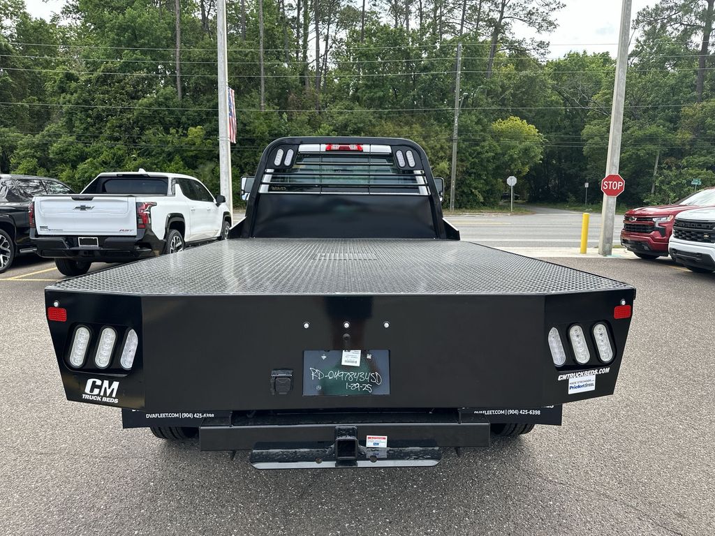 Vehicle image 20 of 25