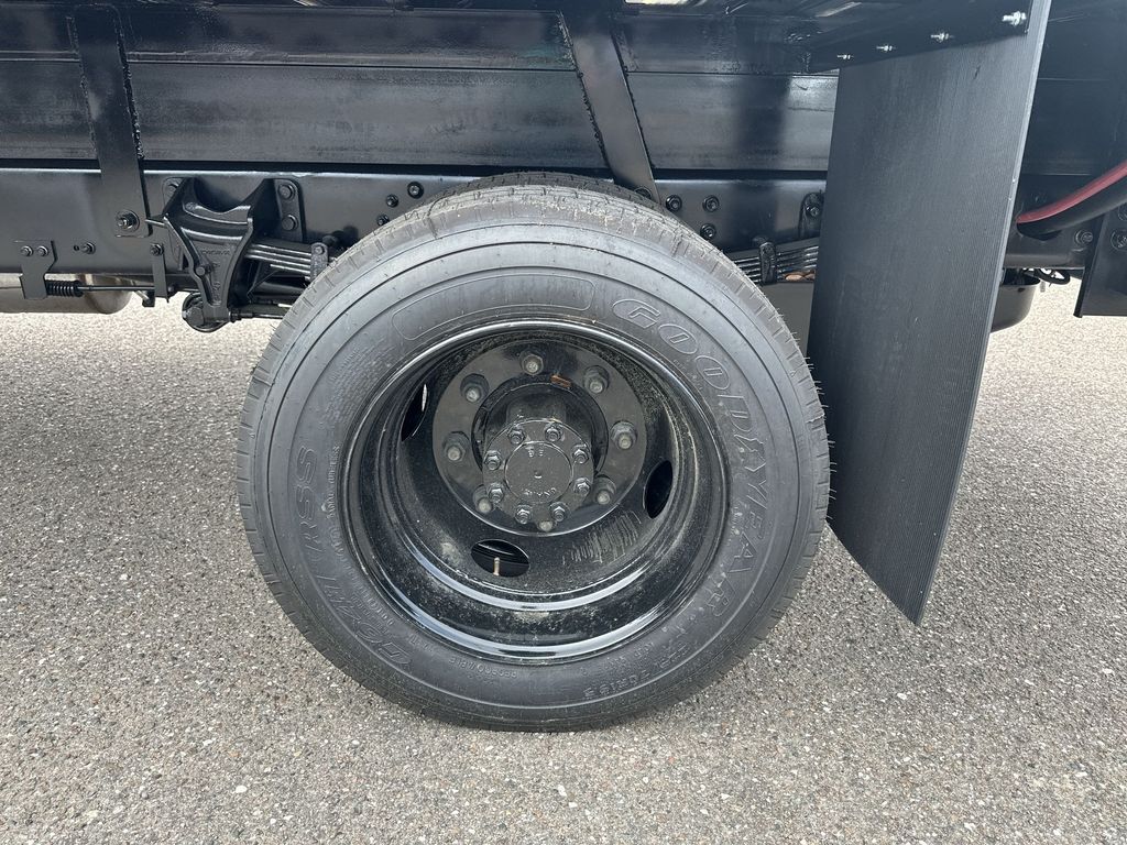 Vehicle image 25 of 25
