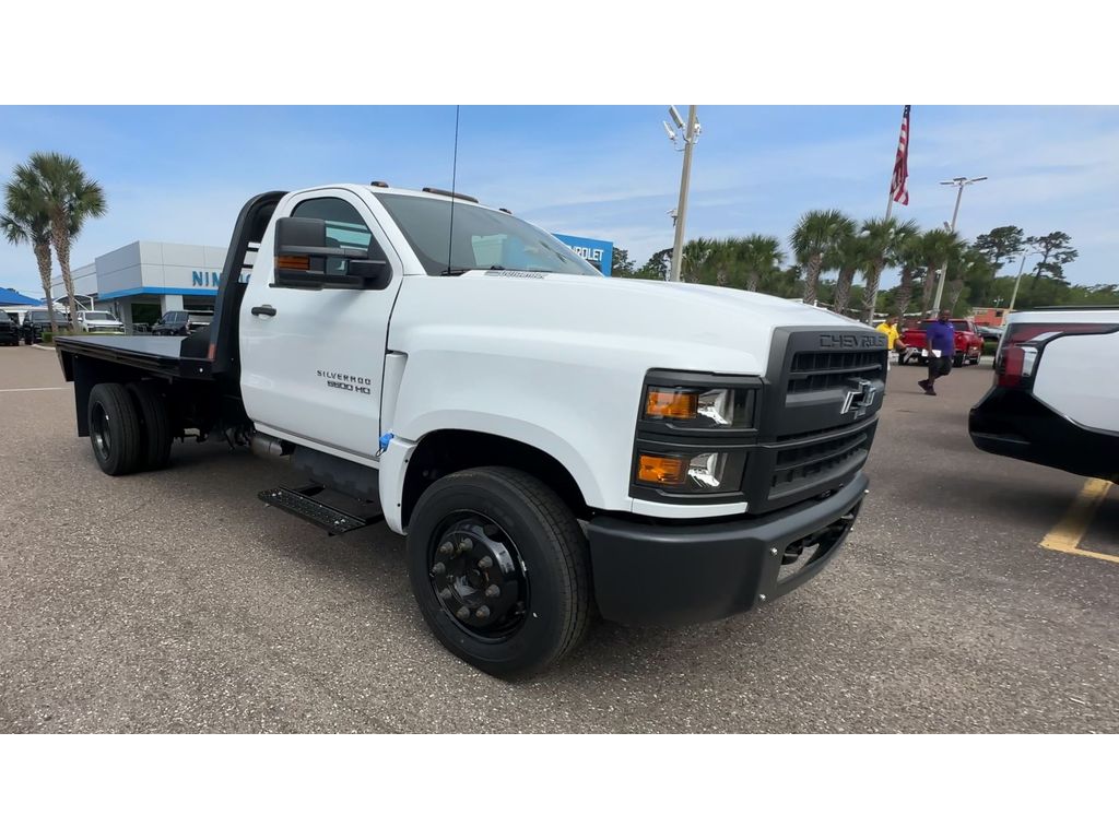 Vehicle image 5 of 25