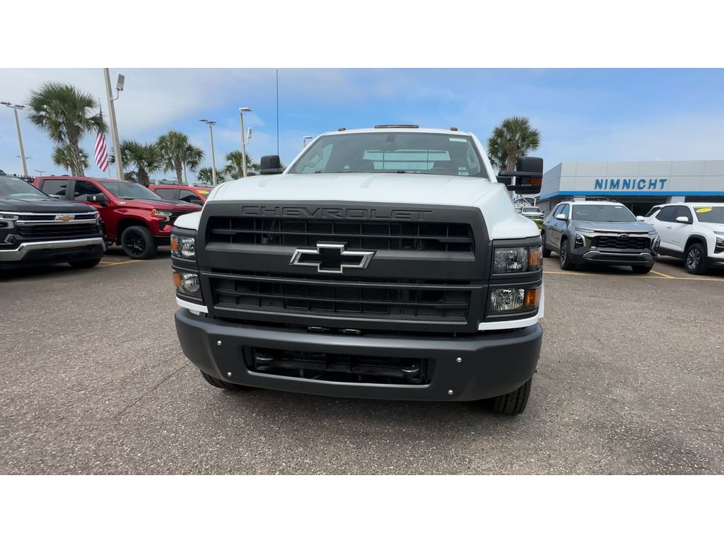 Vehicle image 4 of 25