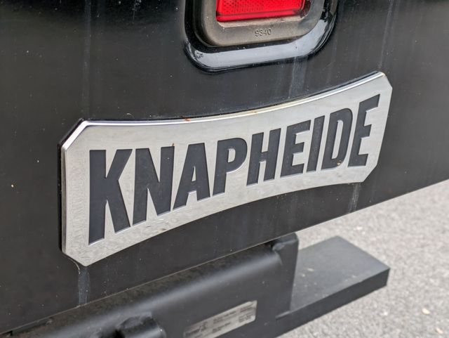 Vehicle image 22 of 24