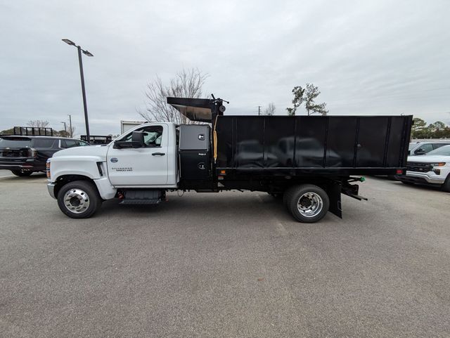 Vehicle image 6 of 24
