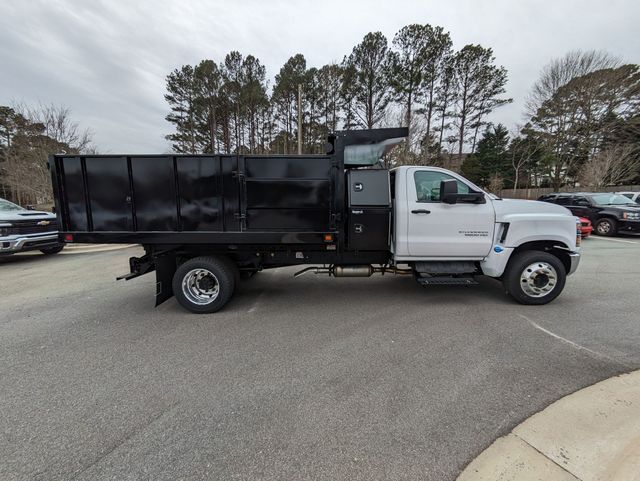 Vehicle image 5 of 24