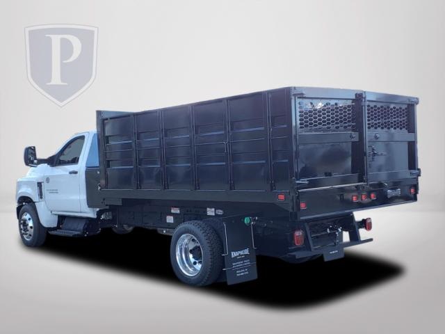 Vehicle image 4 of 13