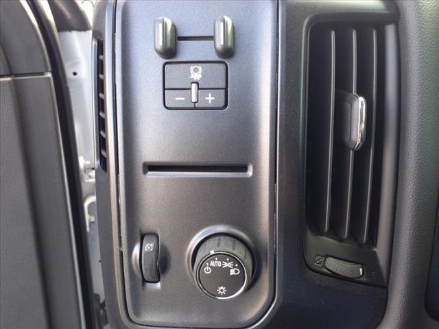 Vehicle image 11 of 13