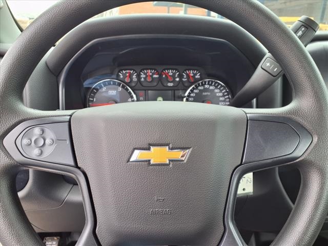 Vehicle image 13 of 15