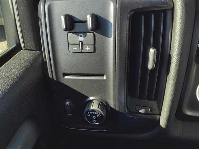 Vehicle image 9 of 11