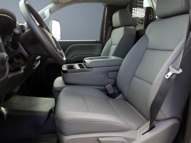 Vehicle image 7 of 13