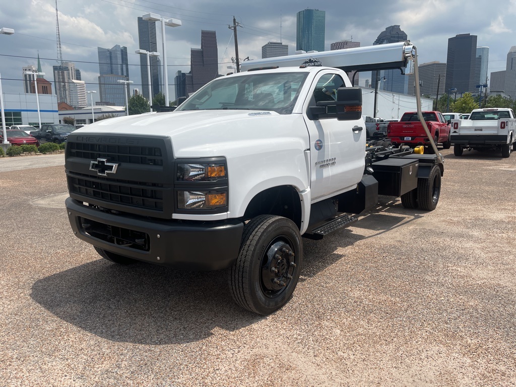 Vehicle image 7 of 18