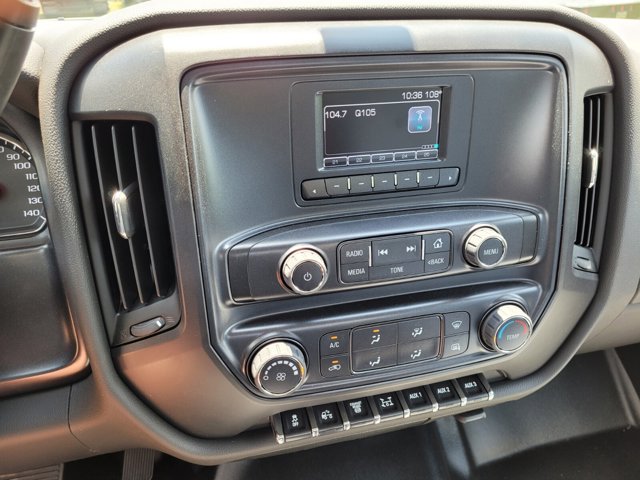 Vehicle image 15 of 20