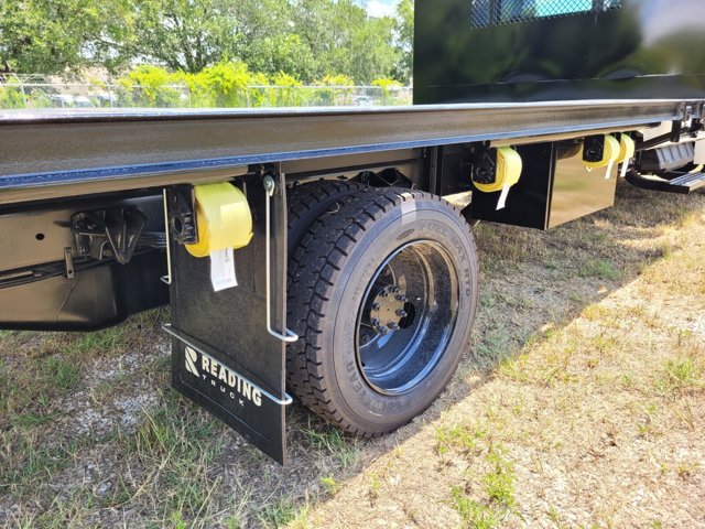 Vehicle image 11 of 20