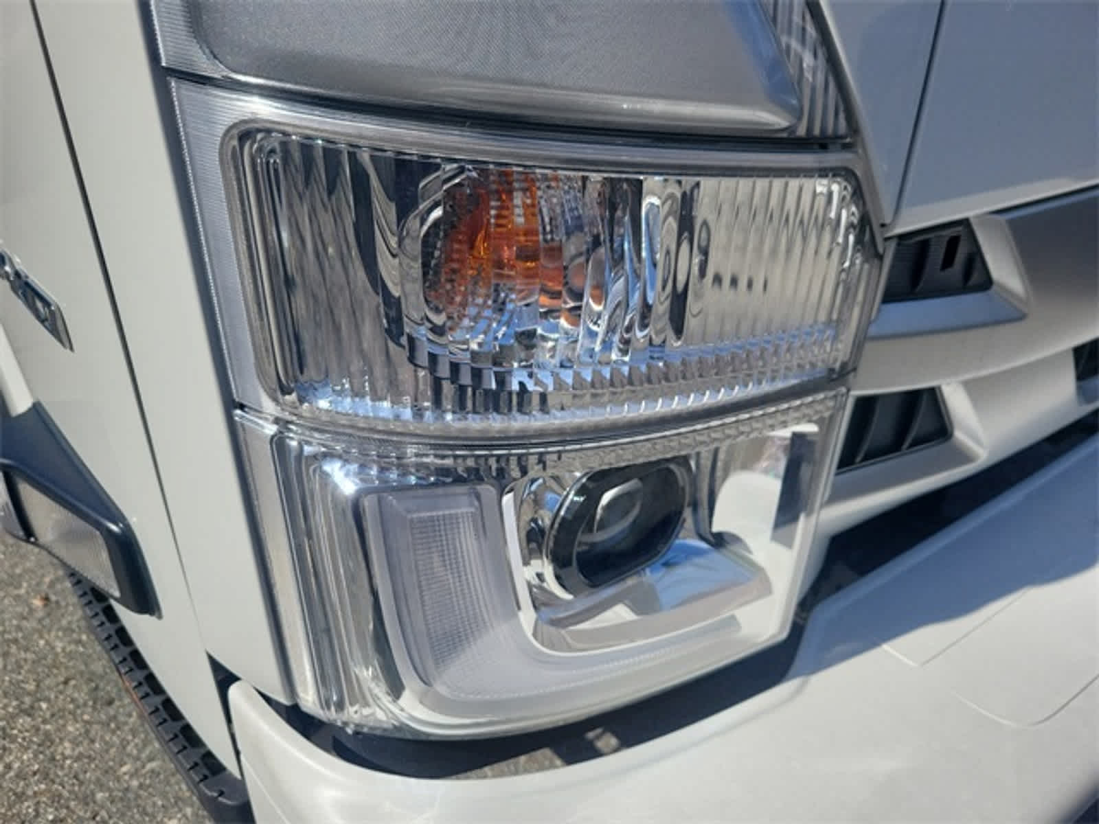 Vehicle image 7 of 10
