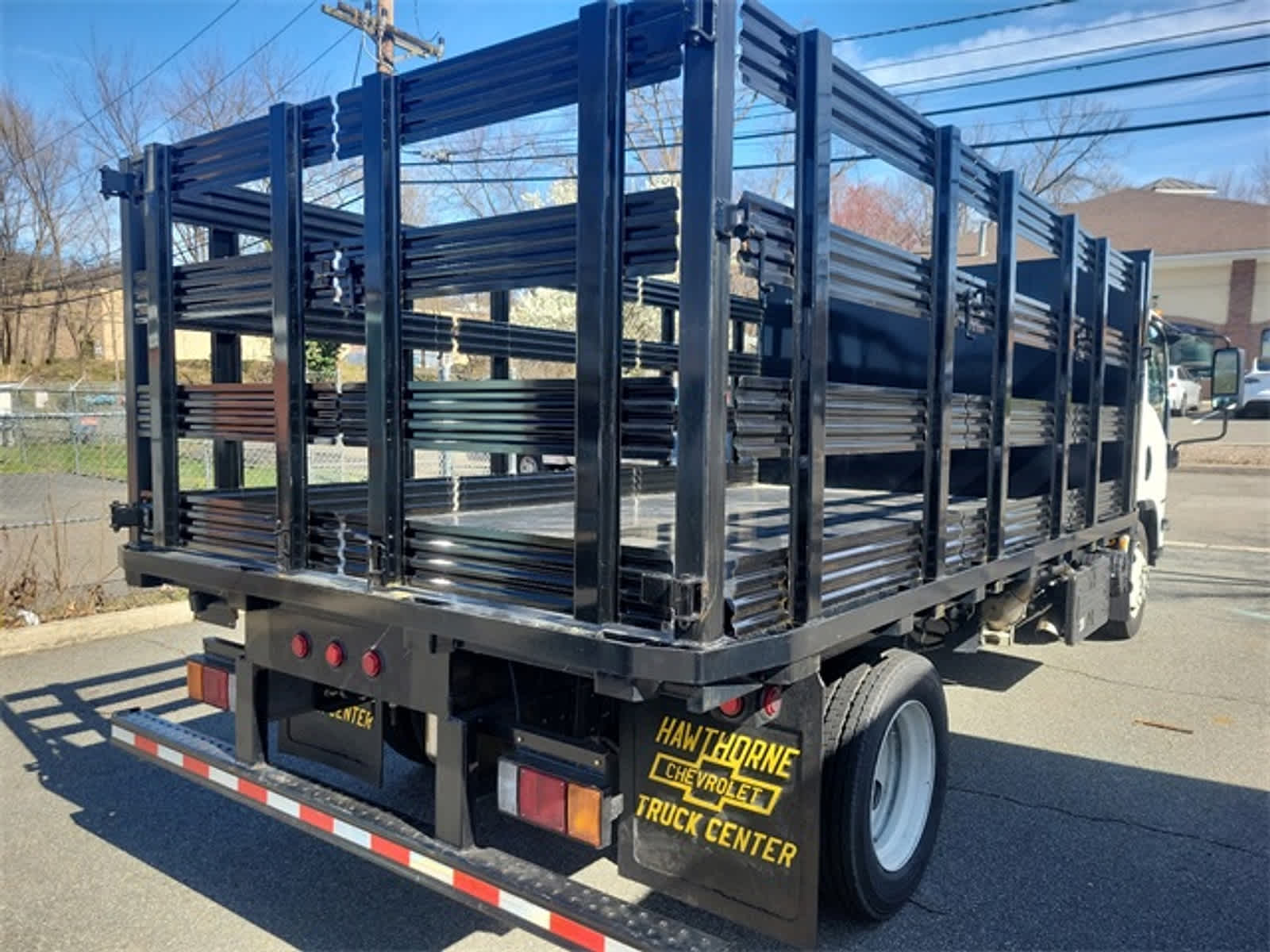 Vehicle image 4 of 10