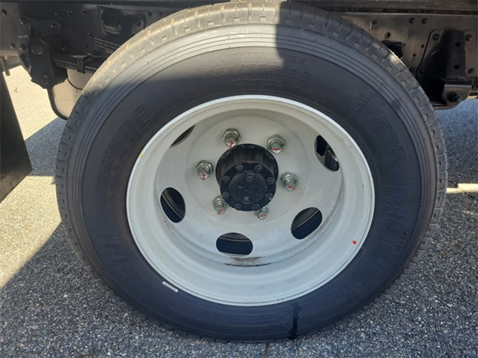 Vehicle image 5 of 10