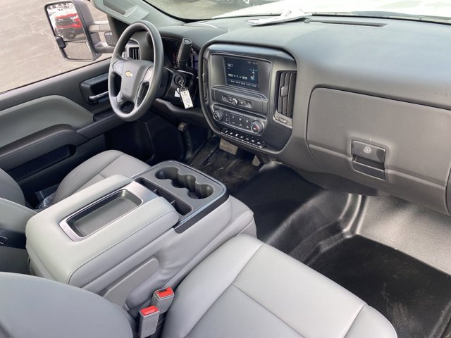 Vehicle image 15 of 25