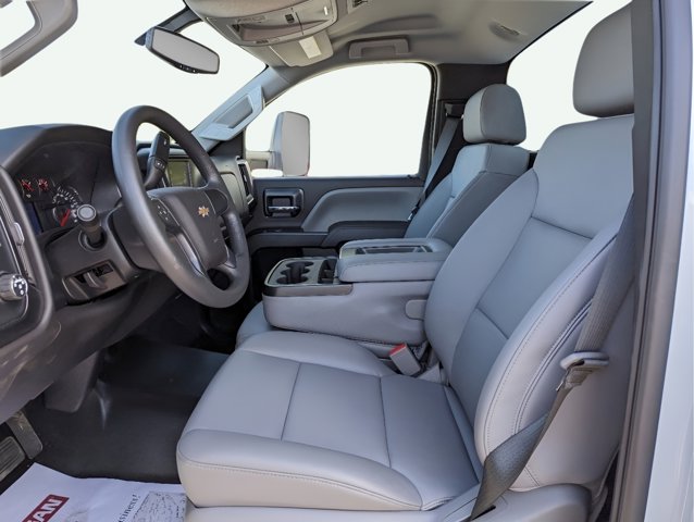 Vehicle image 12 of 22