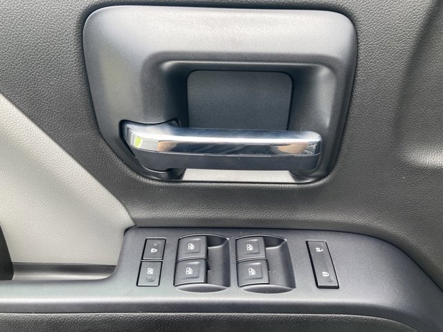 Vehicle image 19 of 27
