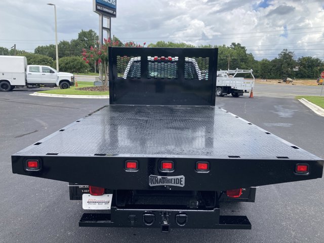 Vehicle image 13 of 27