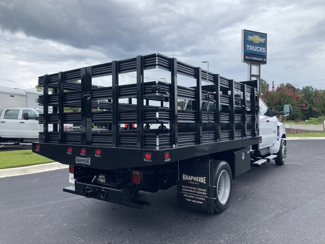 Vehicle image 6 of 27