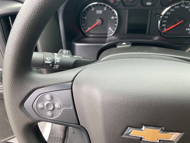 Vehicle image 21 of 27