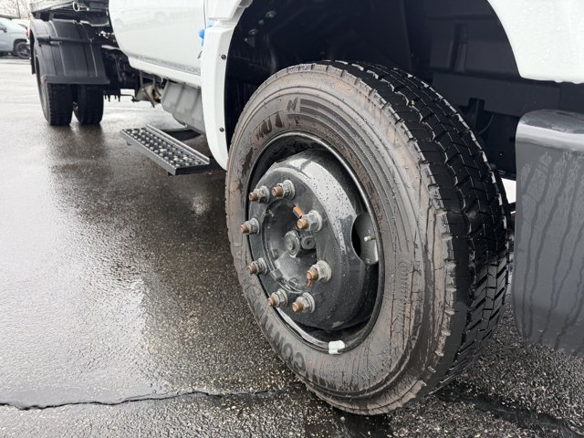 2023 Chevrolet Silverado MD Work Truck Image 17 of 37