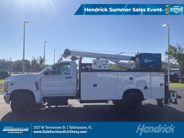 Vehicle image 1 of 32