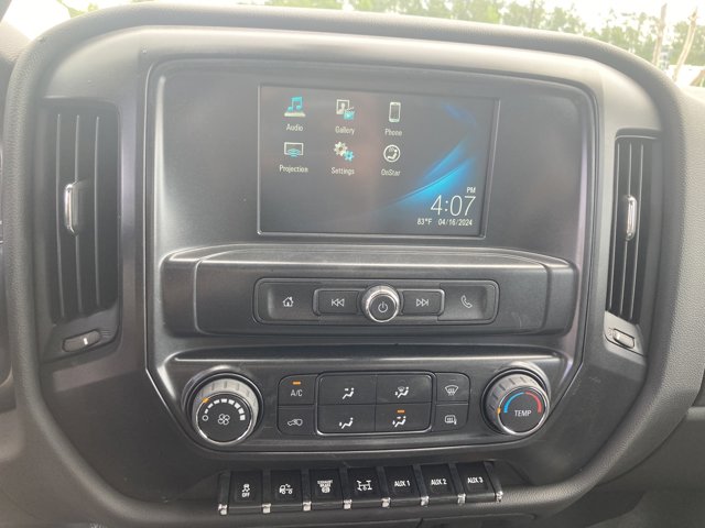 Vehicle image 26 of 32
