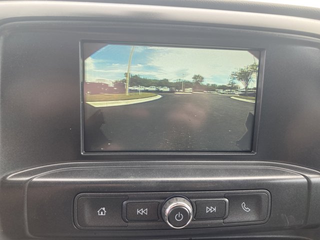 Vehicle image 29 of 32