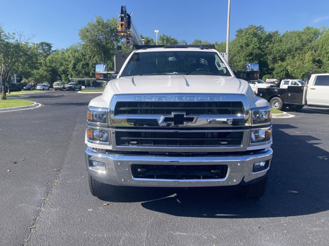 Vehicle image 5 of 32